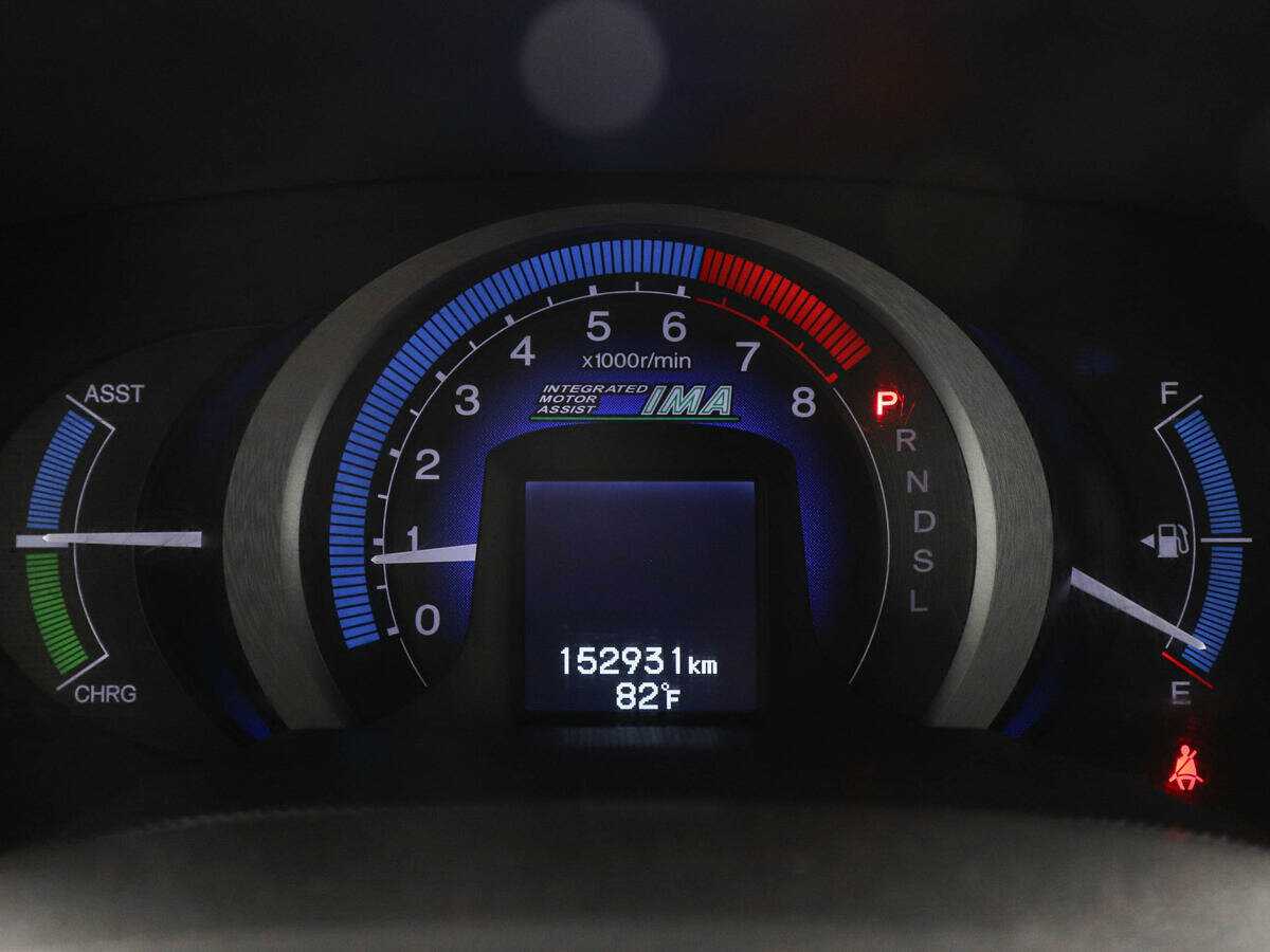 Honda Insight 2010 года с пробегом. Фото: #10