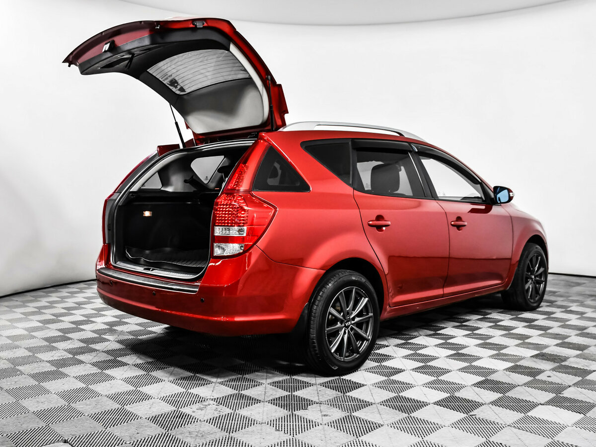 Kia Ceed 2011 года с пробегом. Фото: #11