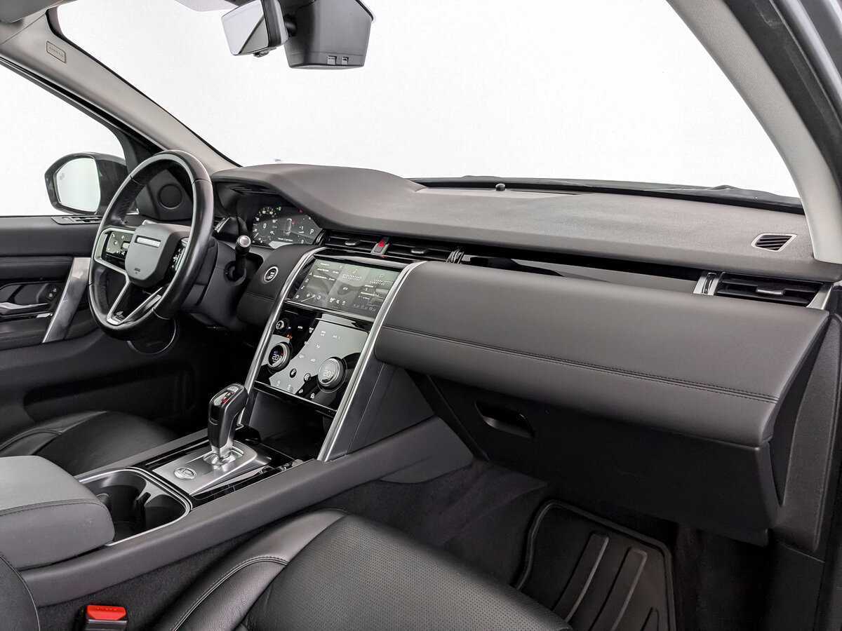 Land Rover Discovery Sport 2021 года с пробегом. Фото: #8