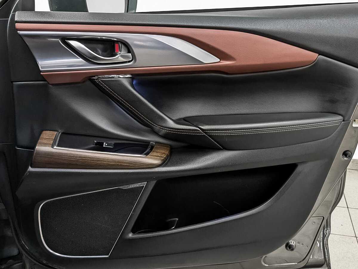Mazda CX-9 2019 года с пробегом. Фото: #23
