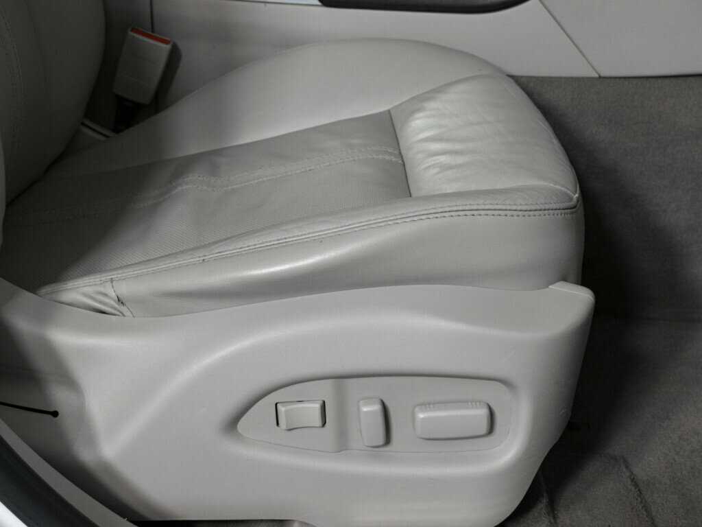 Cadillac SRX 2010 года с пробегом. Фото: #13