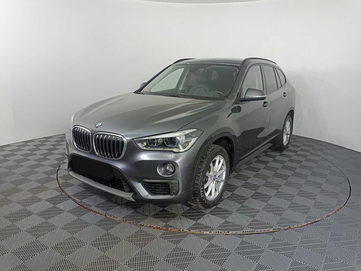 BMW X1 2018 года с пробегом. Посмотреть фото
