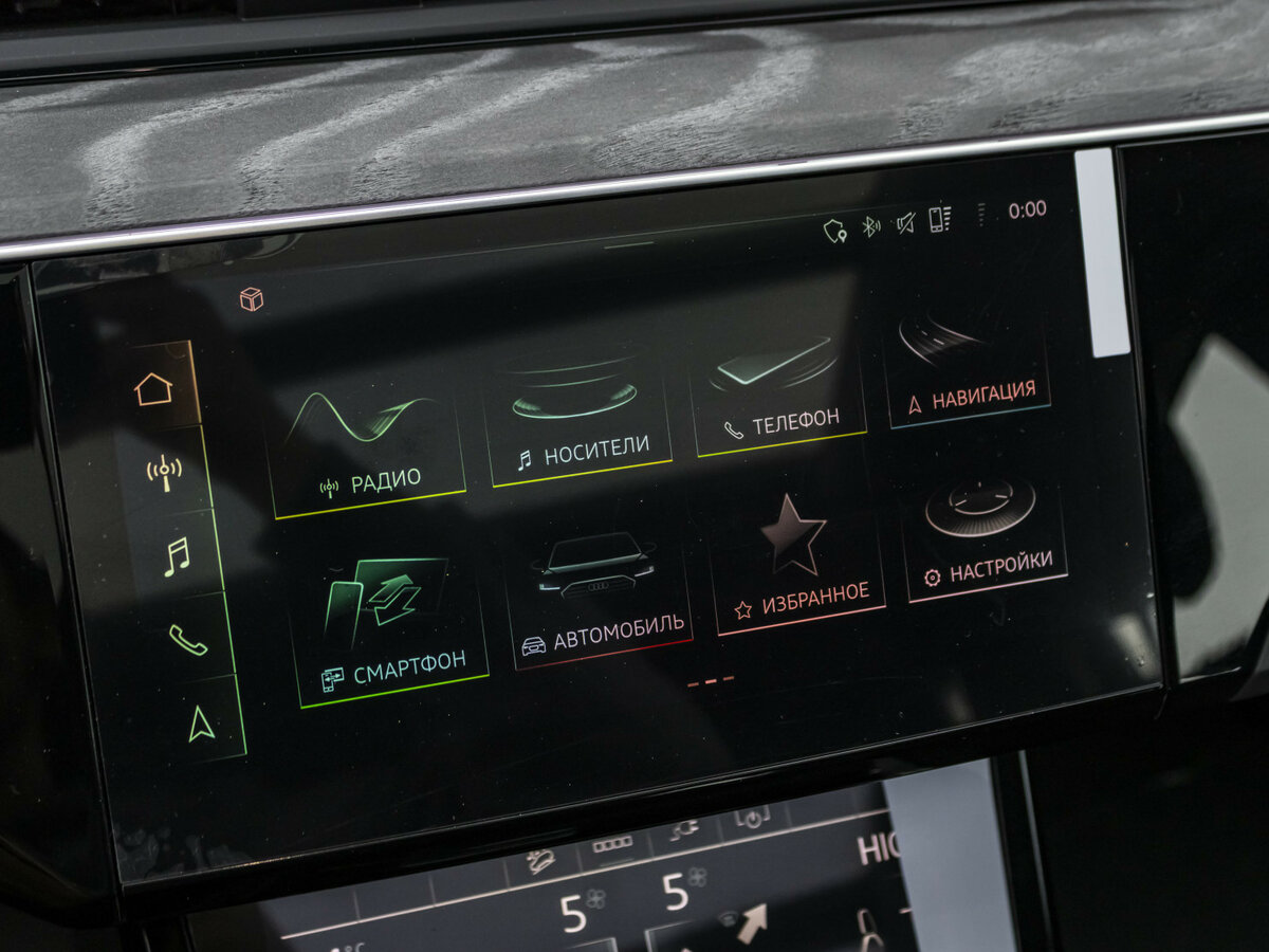 Audi e-tron 2023 года с пробегом. Фото: #17