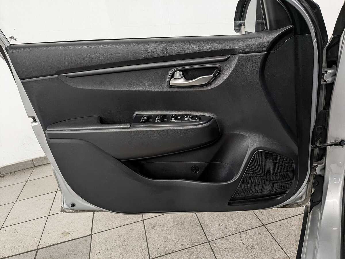 Kia Rio 2020 года с пробегом. Фото: #16