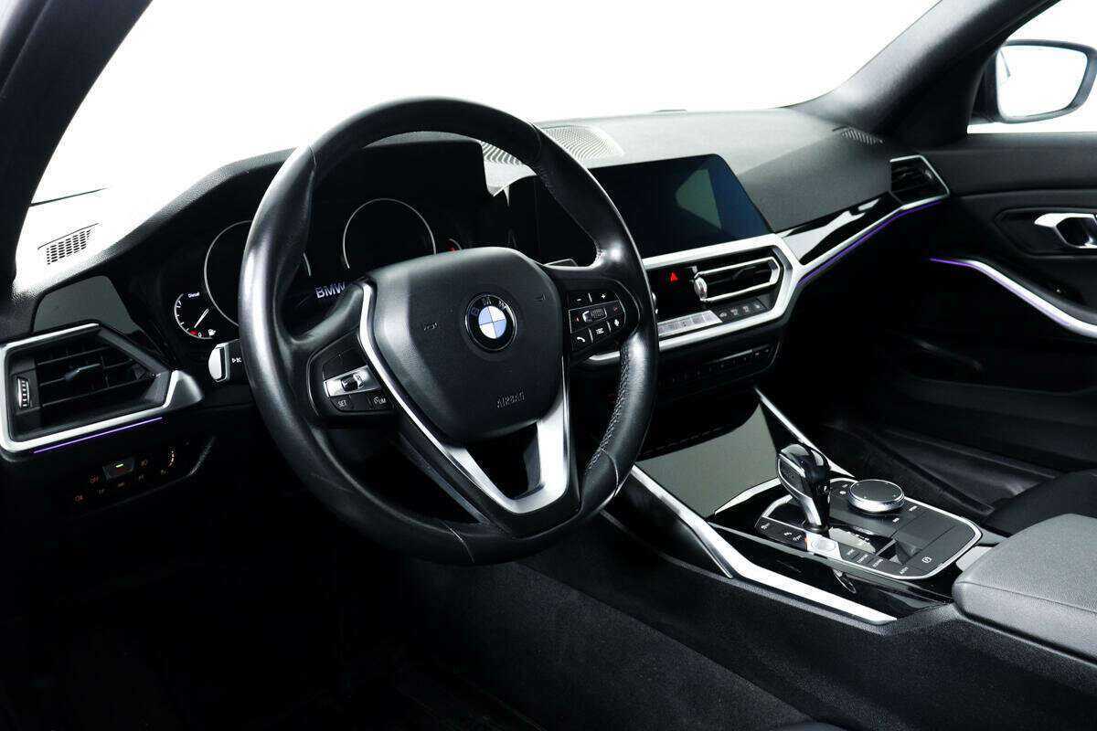 BMW 3 серии 2019 года с пробегом. Фото: #12