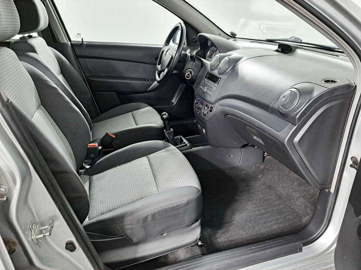 Chevrolet Aveo 2011 года с пробегом. Фото: #8