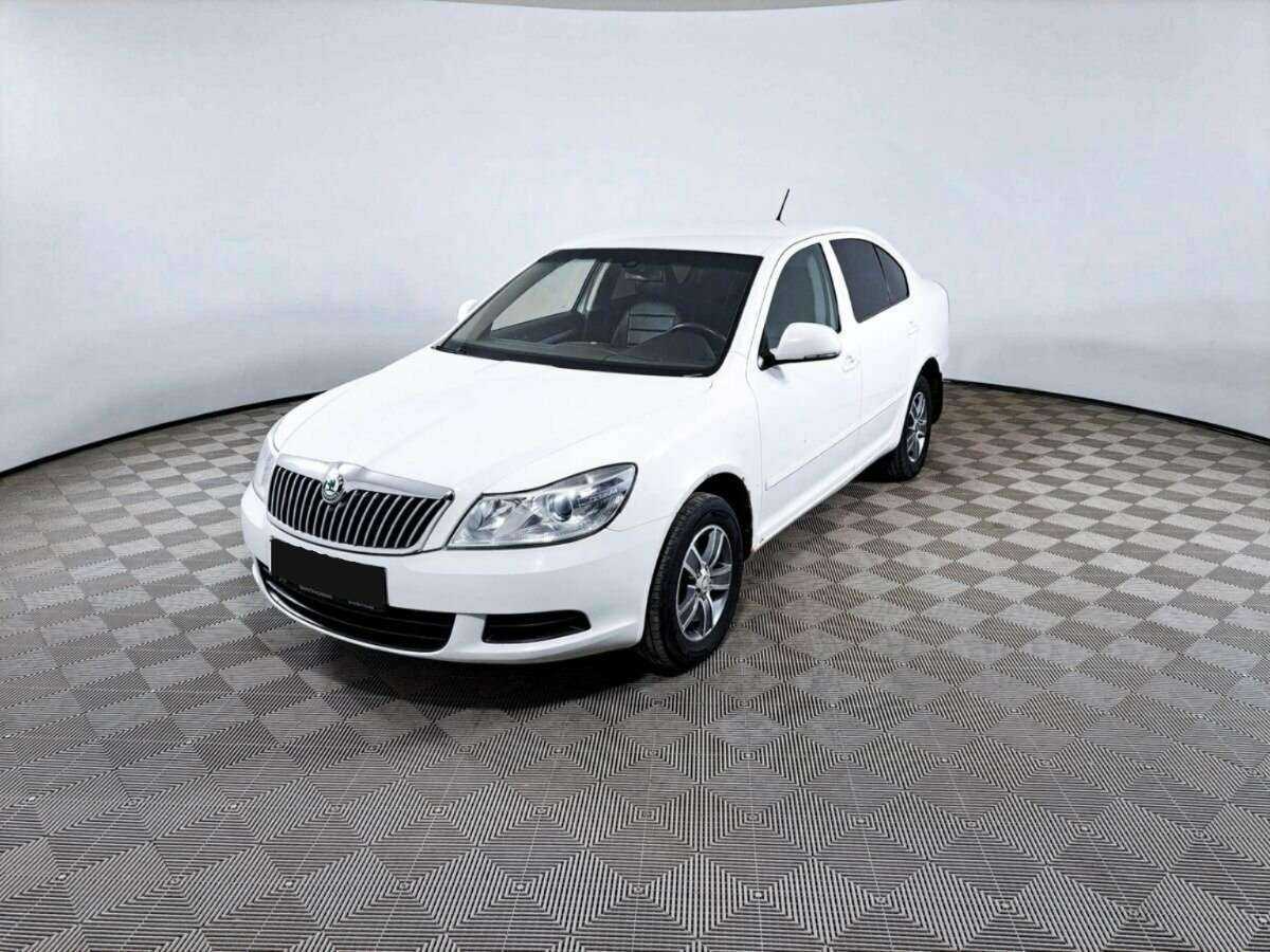 Skoda Octavia 2012 года с пробегом. Посмотреть фото