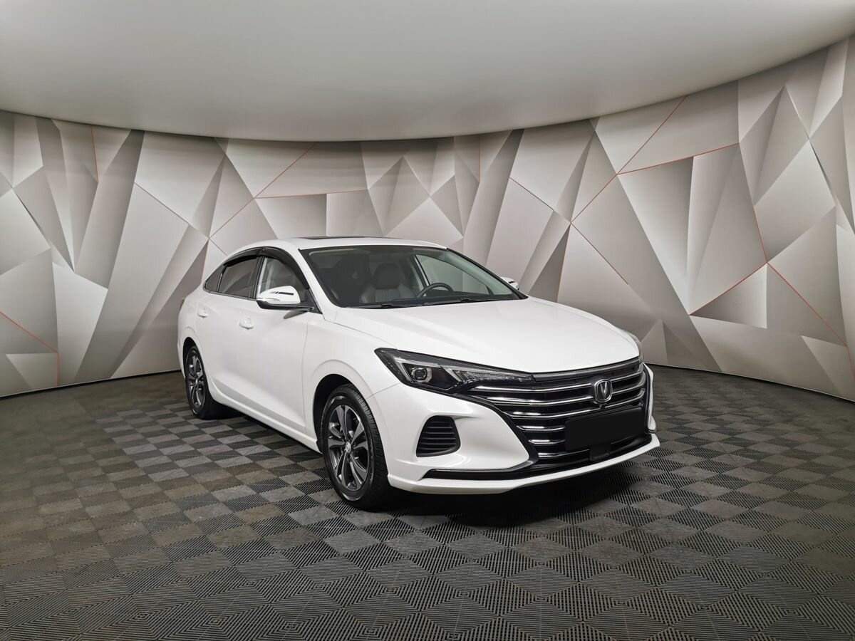 Changan Eado Plus 2023 года с пробегом. Фото: #2