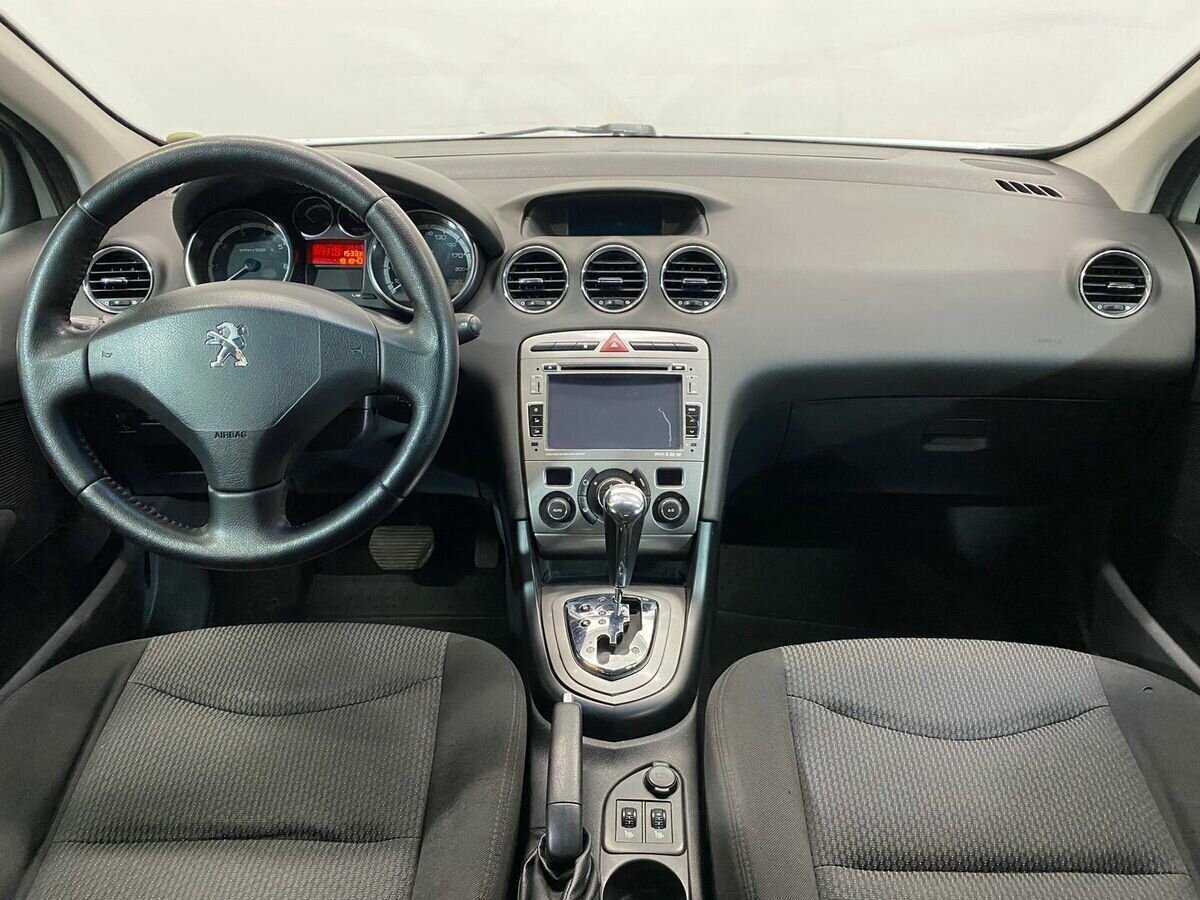 Peugeot 408 2012 года с пробегом. Фото: #9
