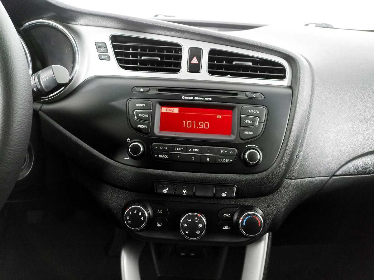 Kia Ceed 2015 года с пробегом. Фото: #14