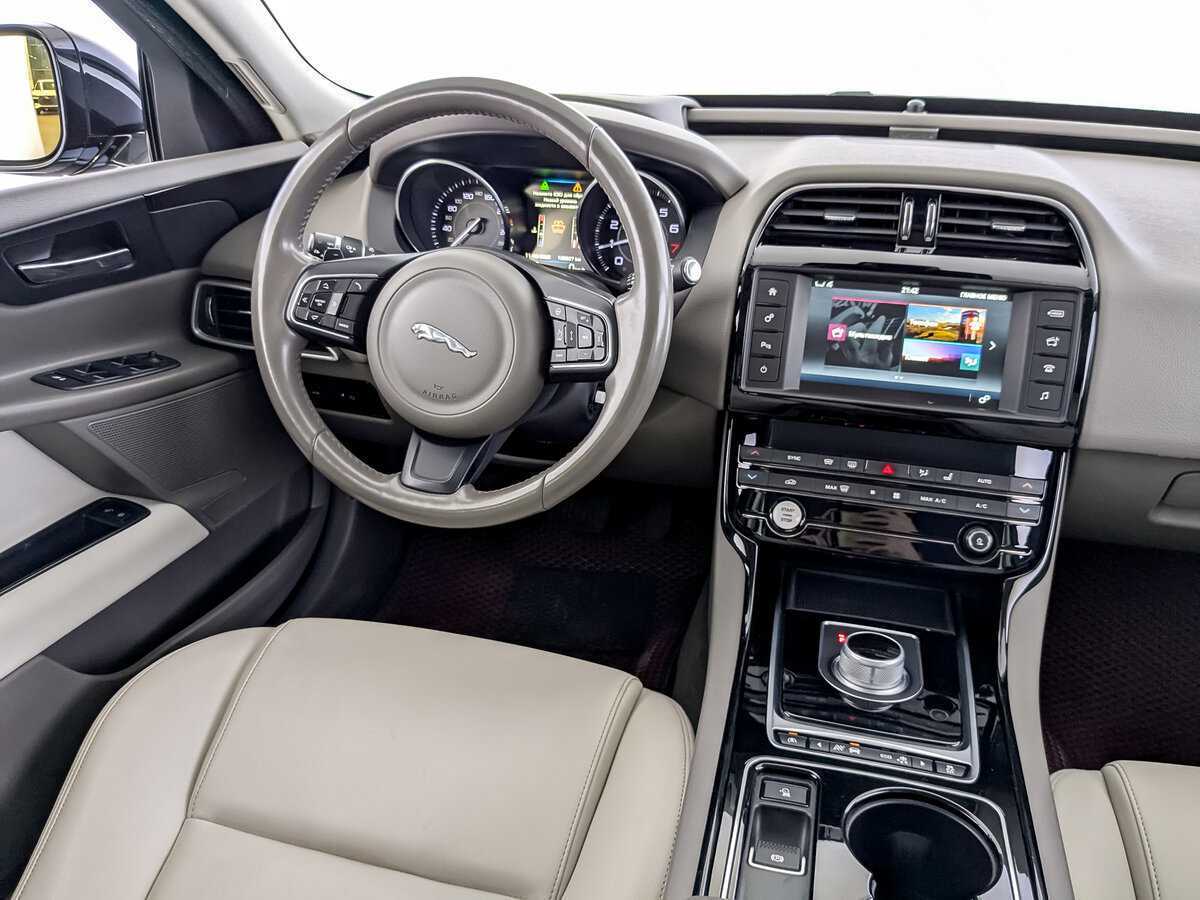 Jaguar XE 2015 года с пробегом. Фото: #29