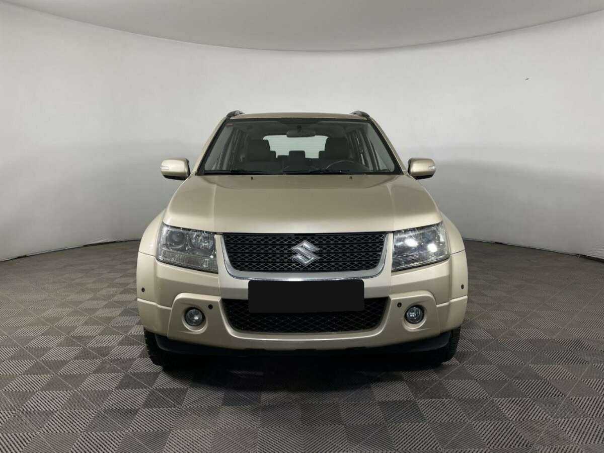 Suzuki Grand Vitara 2010 года с пробегом. Фото: #1