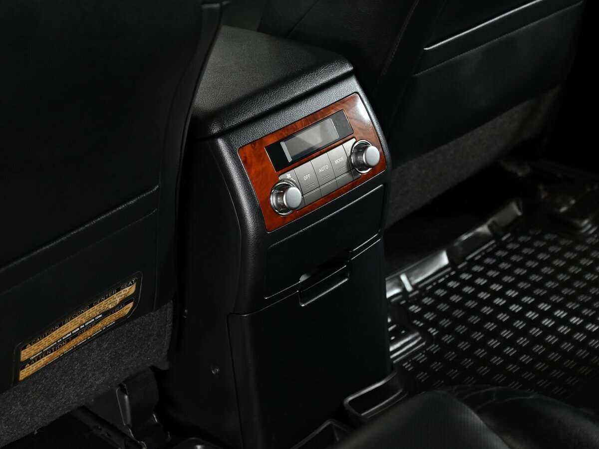 Toyota Highlander 2011 года с пробегом. Фото: #10