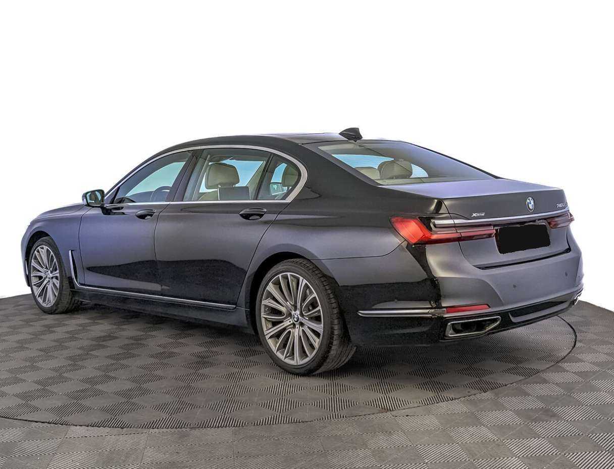 BMW 7 серии 2021 года с пробегом. Фото: #6