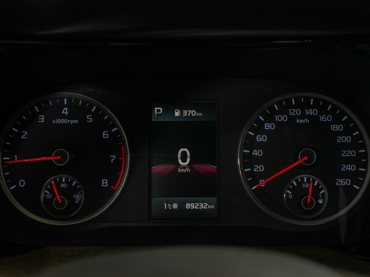 Kia K5 2021 года с пробегом. Фото: #9