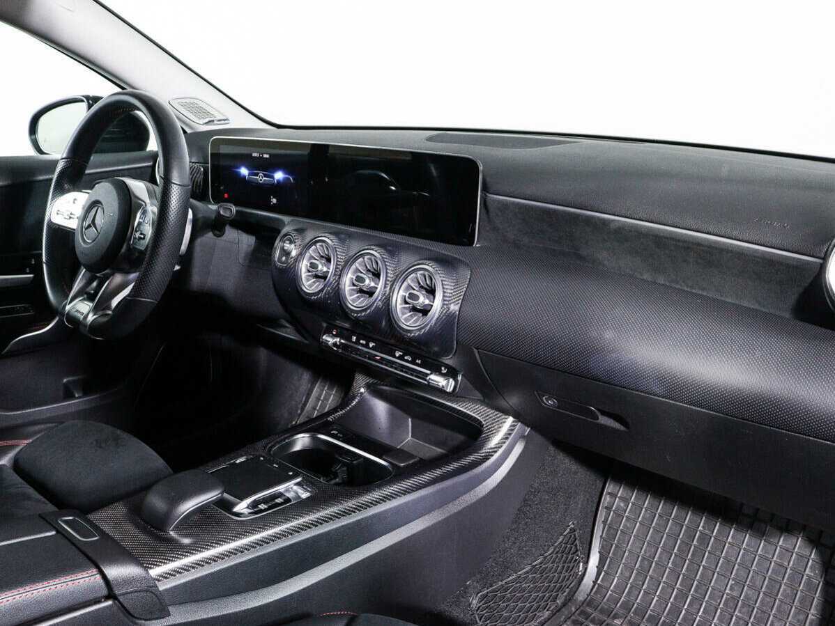 Mercedes-Benz A-Класс 2019 года с пробегом. Фото: #8