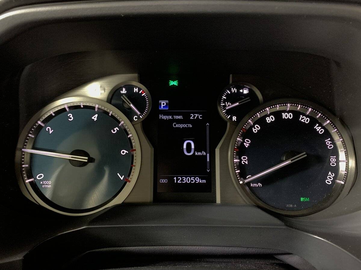 Toyota Land Cruiser Prado 2018 года с пробегом. Фото: #13