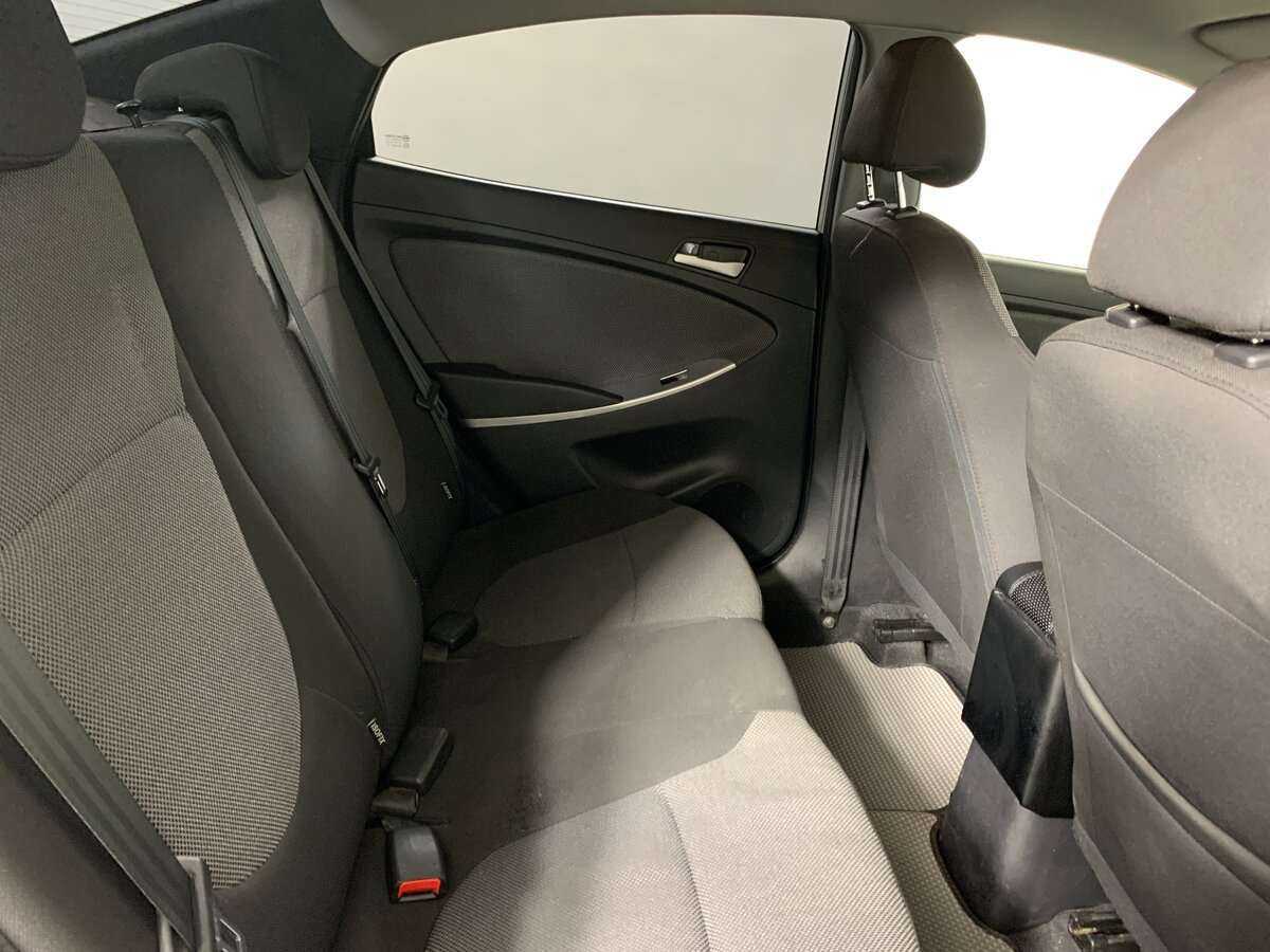 Hyundai Solaris 2011 года с пробегом. Фото: #14