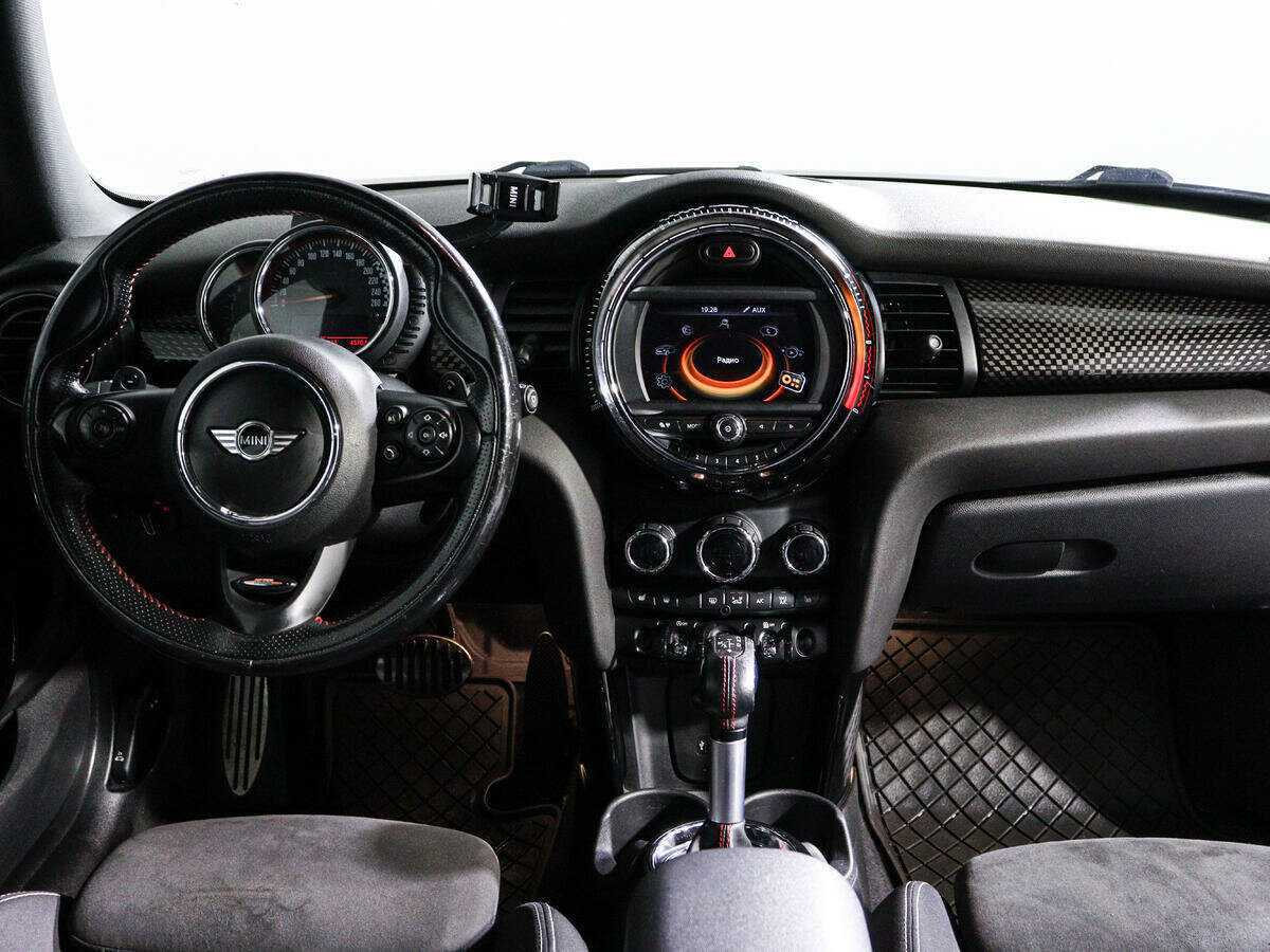 Mini Hatch 2016 года с пробегом. Фото: #11