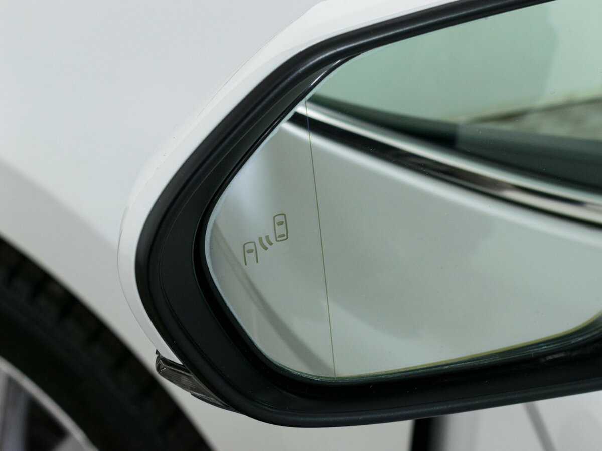 Toyota Camry 2018 года с пробегом. Фото: #20