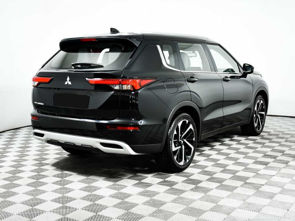 Mitsubishi Outlander 2022 года с пробегом. Фото: #4