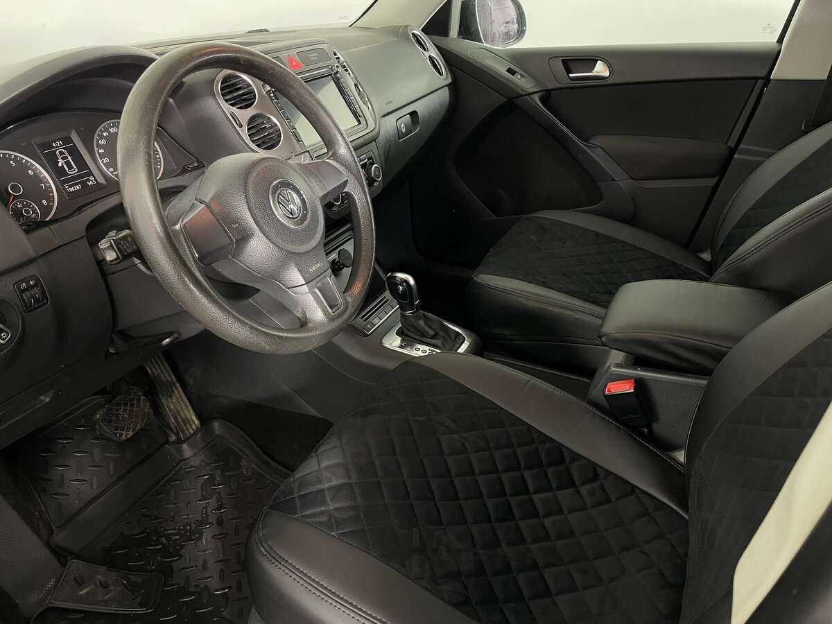 Volkswagen Tiguan 2010 года с пробегом. Фото: #6