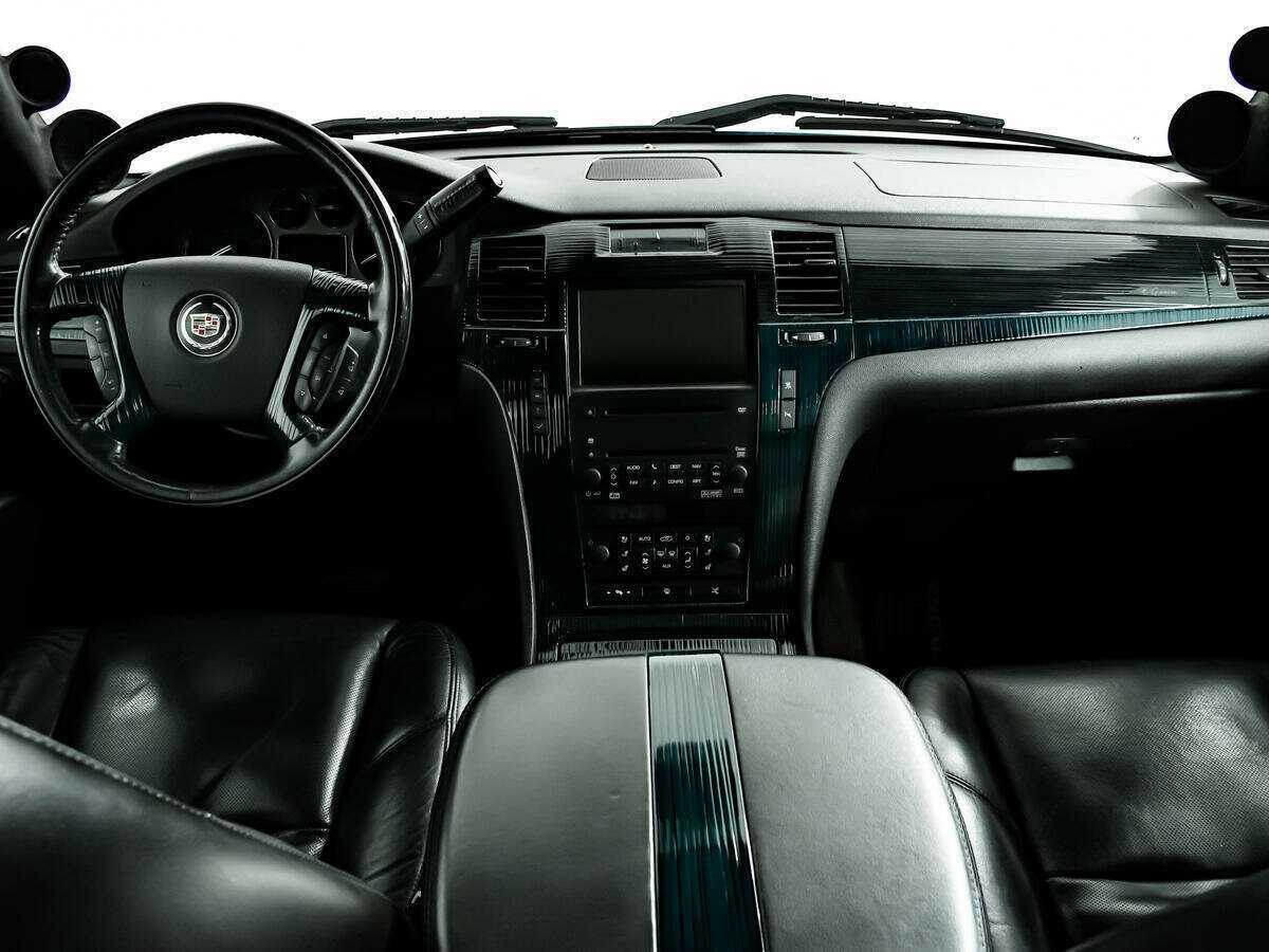 Cadillac Escalade 2007 года с пробегом. Фото: #9