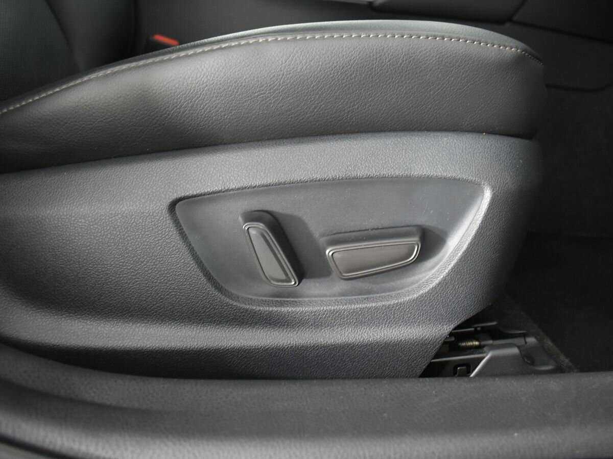 Toyota Camry 2021 года с пробегом. Фото: #9