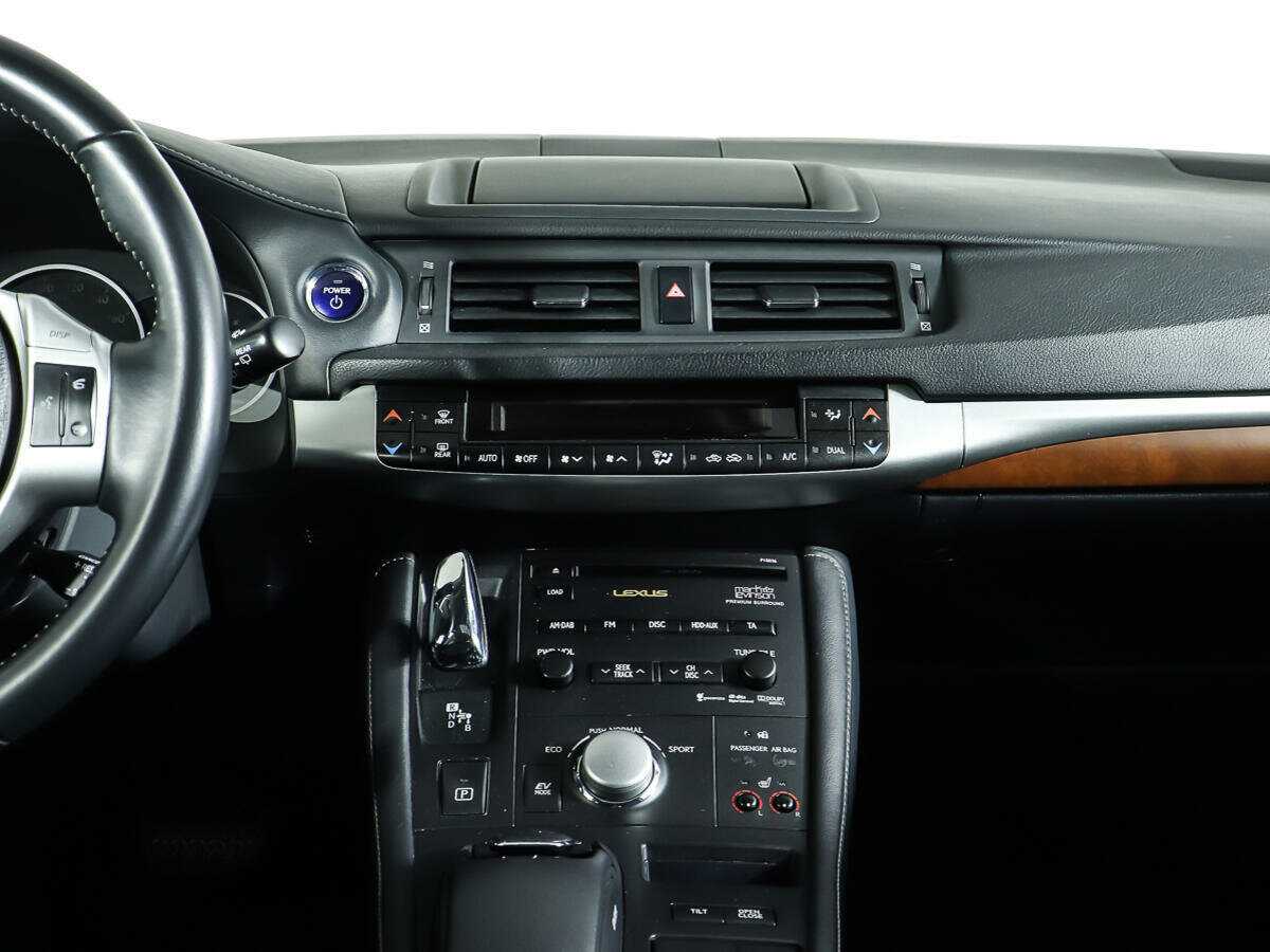 Lexus CT 2011 года с пробегом. Фото: #10