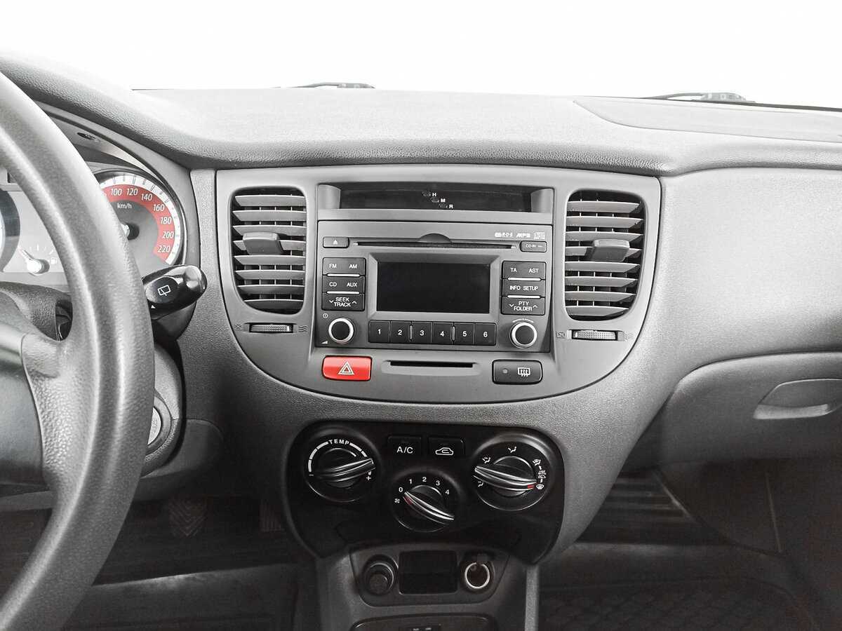 Kia Rio 2010 года с пробегом. Фото: #12