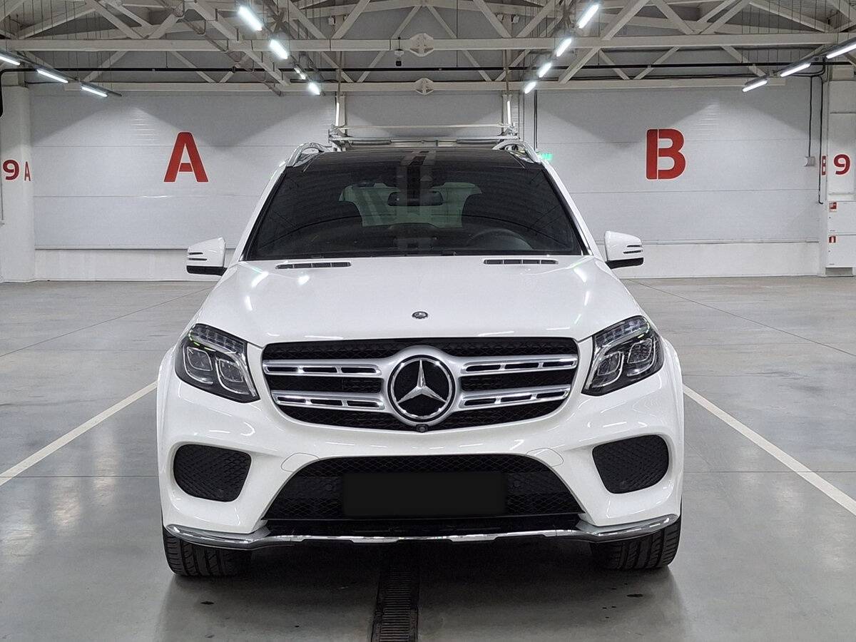 Mercedes-Benz GLS 2017 года с пробегом. Фото: #1
