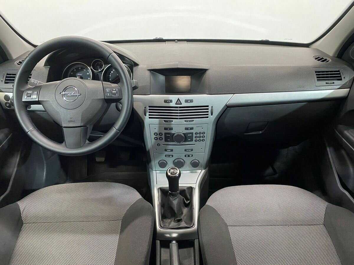 Opel Astra 2009 года с пробегом. Фото: #8