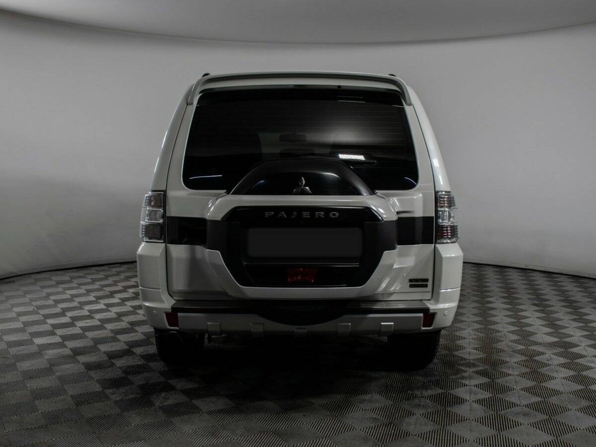 Mitsubishi Pajero 2019 года с пробегом. Фото: #5