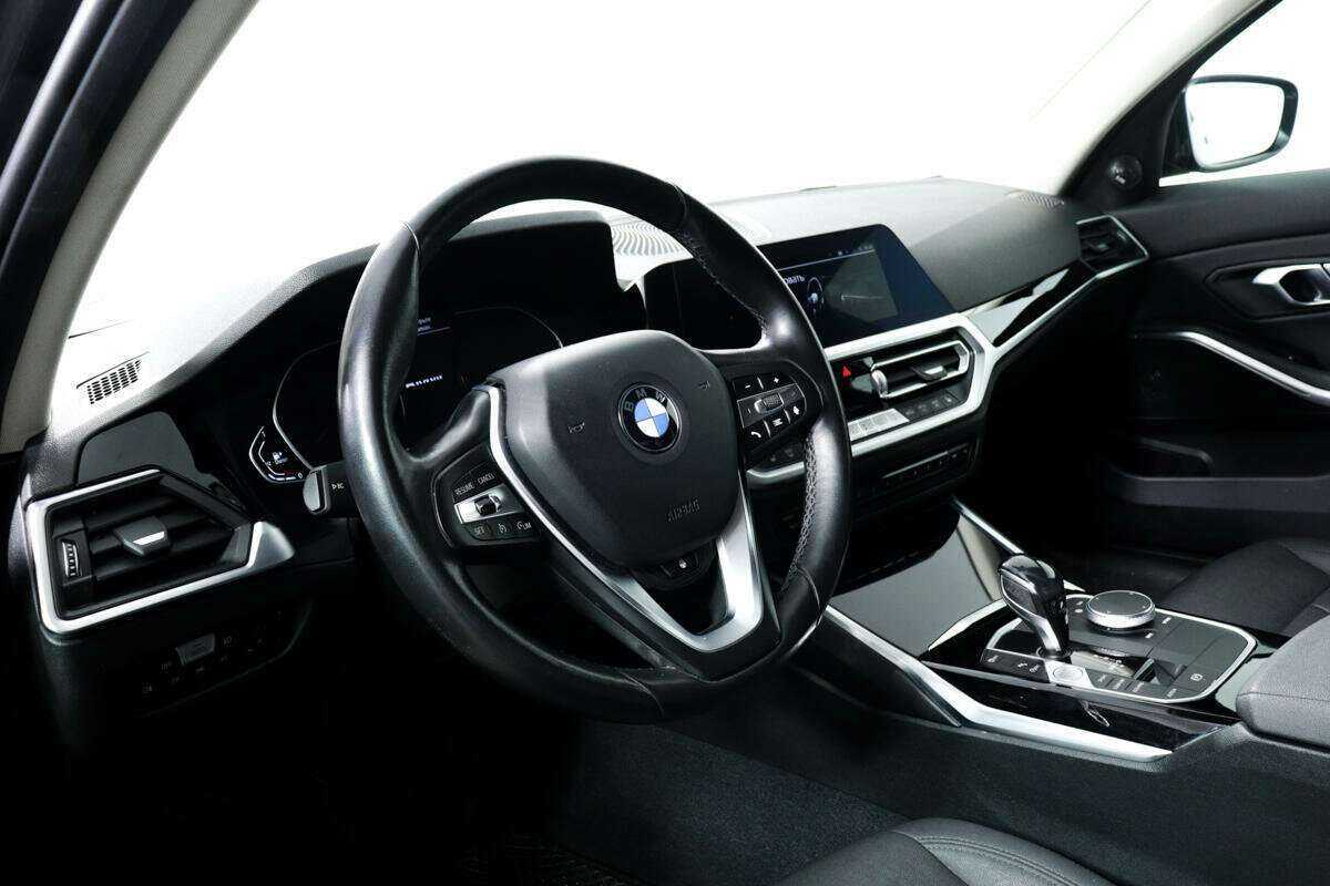 BMW 3 серии 2021 года с пробегом. Фото: #12