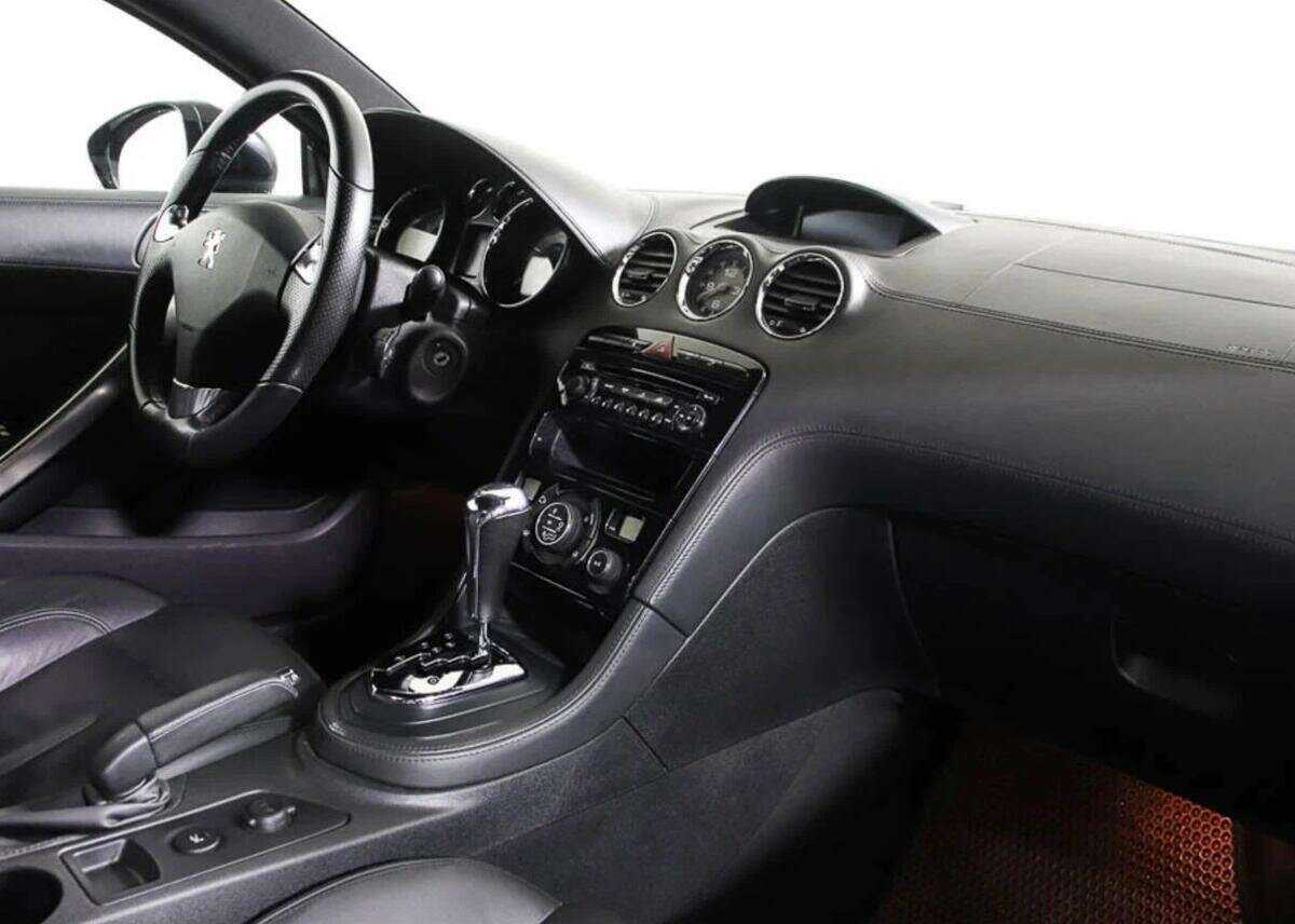 Peugeot RCZ 2011 года с пробегом. Фото: #7
