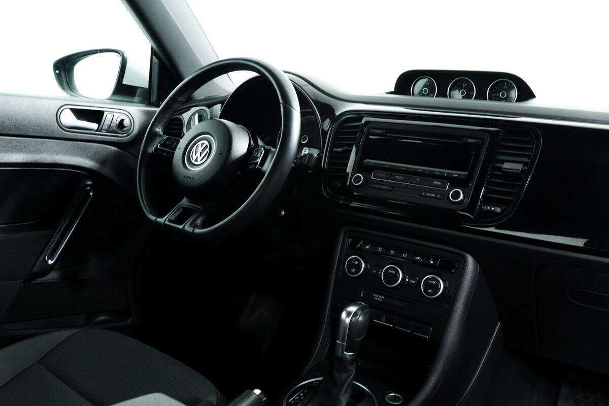 Volkswagen Beetle 2014 года с пробегом. Фото: #8