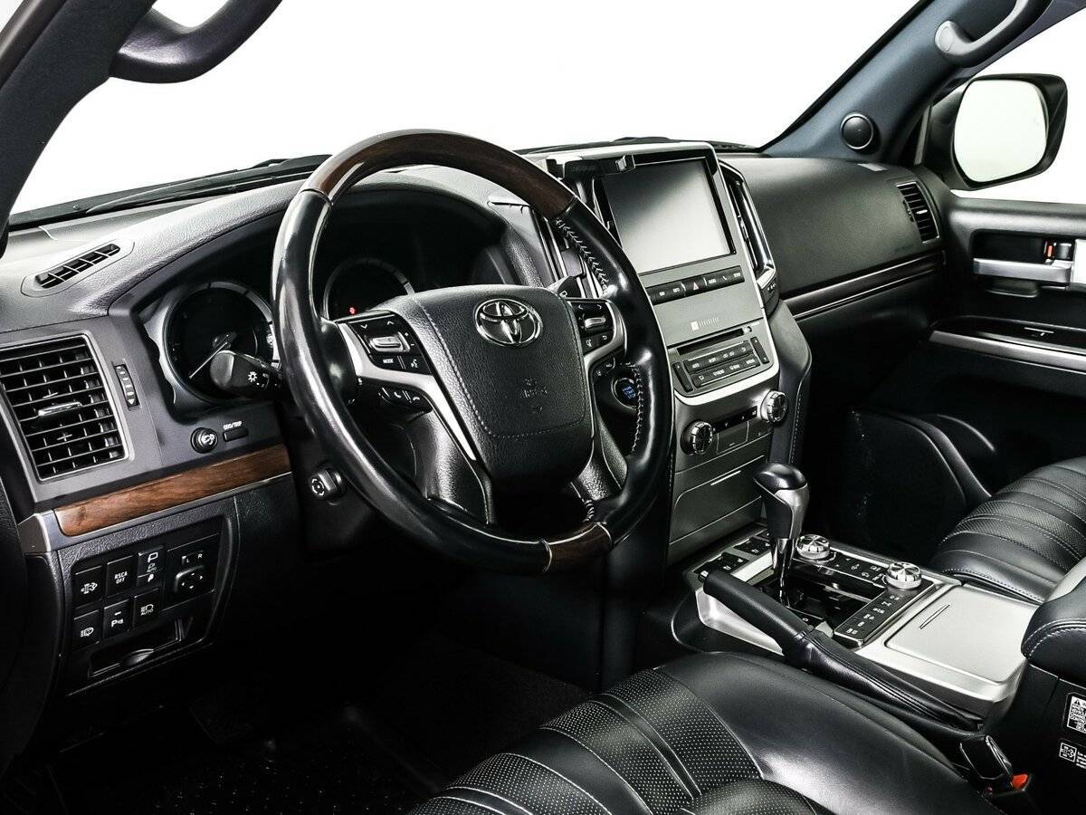 Toyota Land Cruiser 2019 года с пробегом. Фото: #12