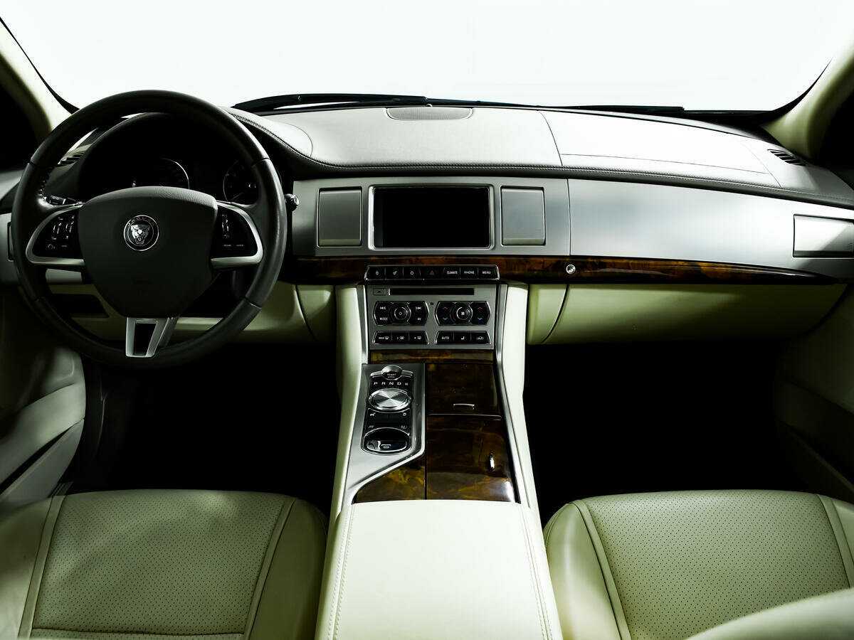 Jaguar XF 2013 года с пробегом. Фото: #10