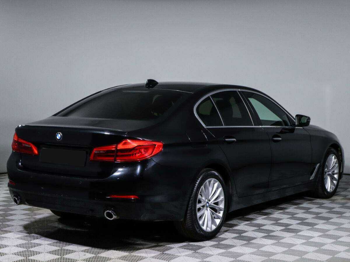 BMW 5 серии 2017 года с пробегом. Фото: #4