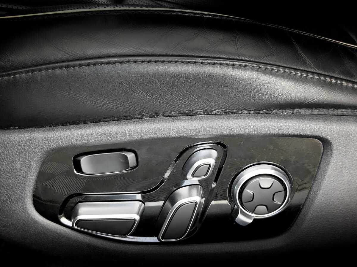 Kia K900 2019 года с пробегом. Фото: #20