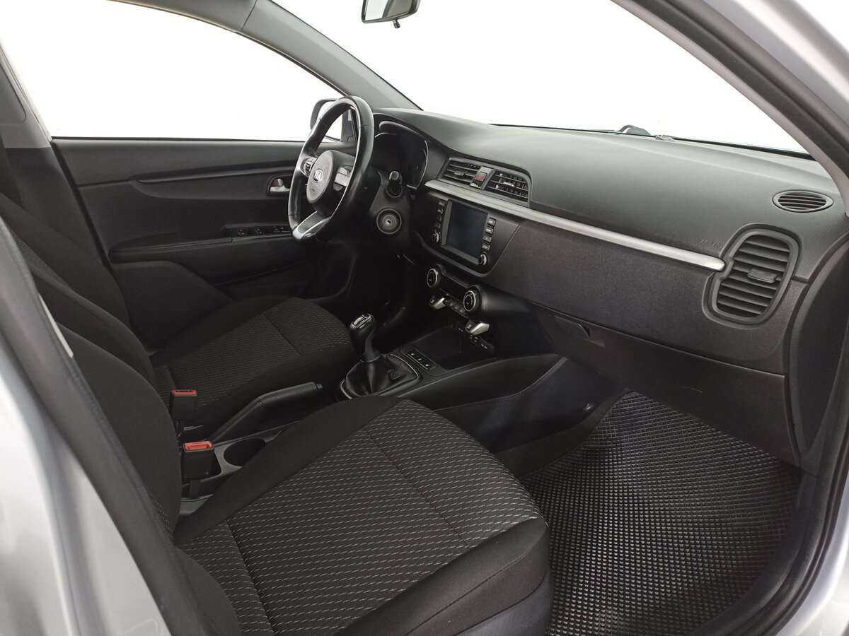 Kia Rio 2019 года с пробегом. Фото: #8