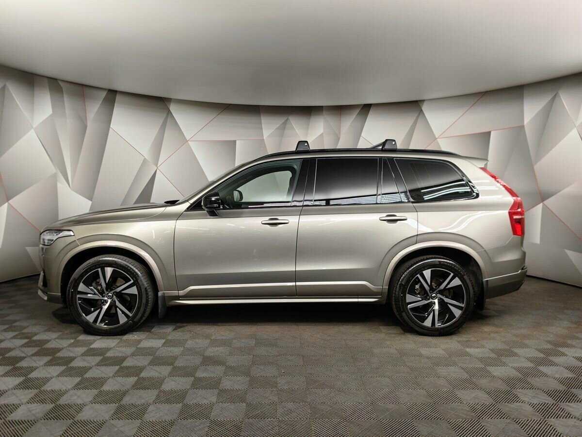 Volvo XC90 2021 года с пробегом. Фото: #4