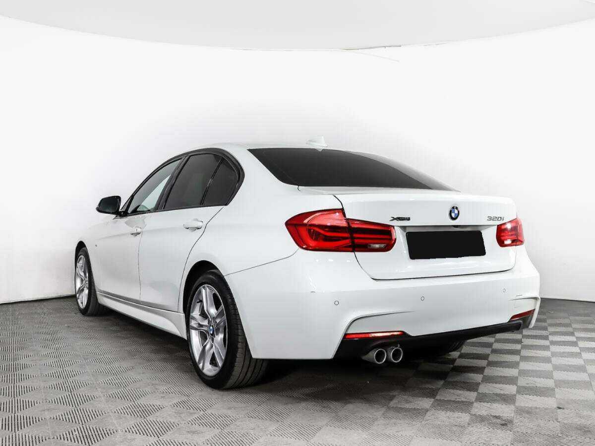 BMW 3 серии 2018 года с пробегом. Фото: #6