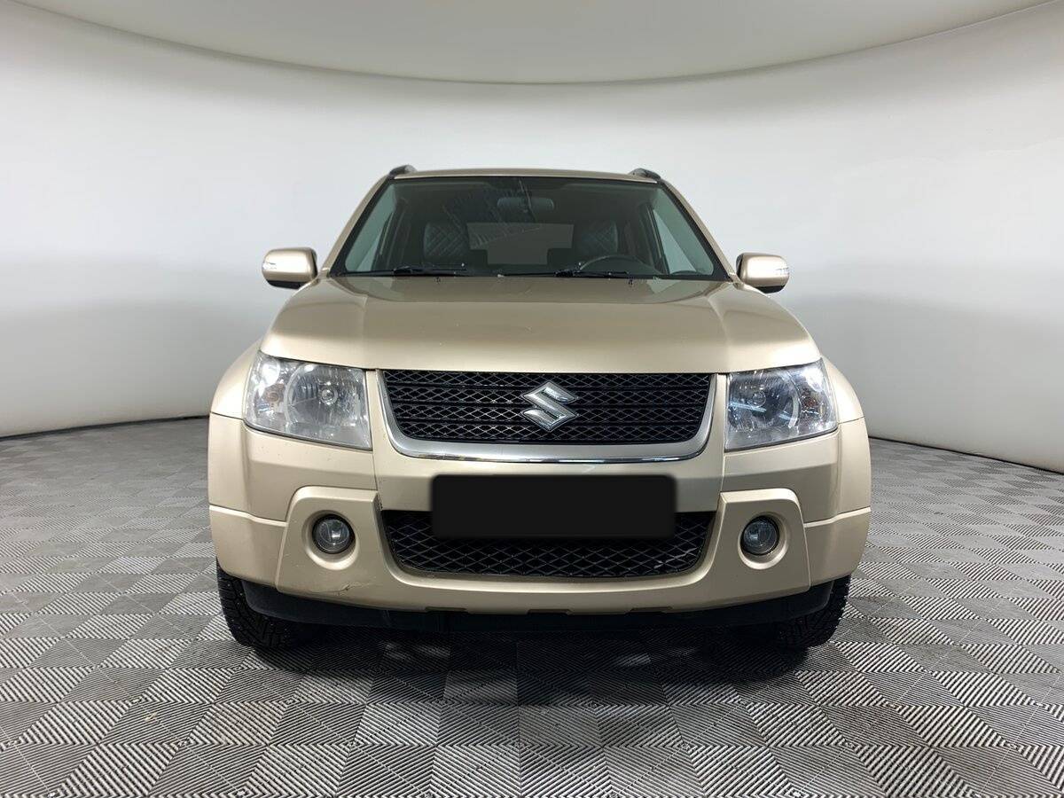 Suzuki Grand Vitara 2010 года с пробегом. Фото: #1