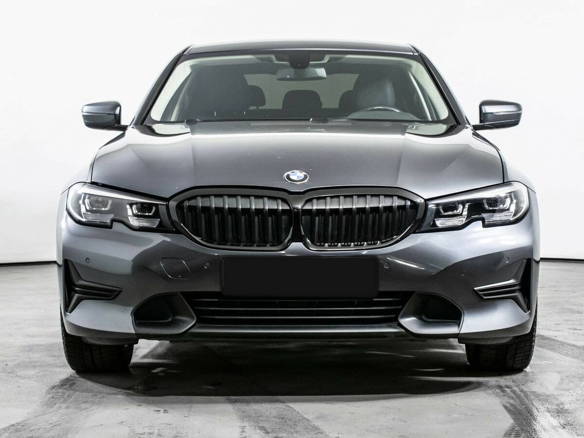 BMW 3 серии 2020 года с пробегом. Фото: #1