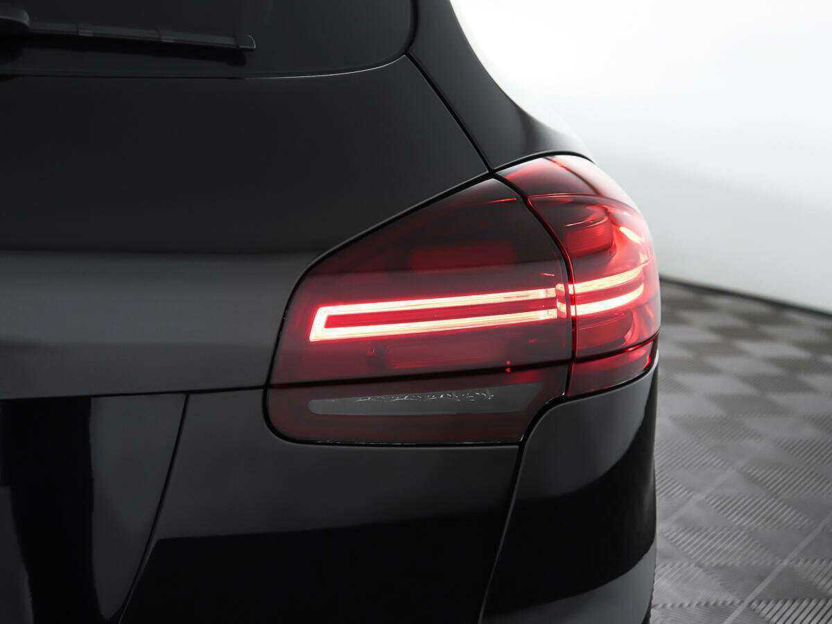 Porsche Cayenne 2015 года с пробегом. Фото: #24