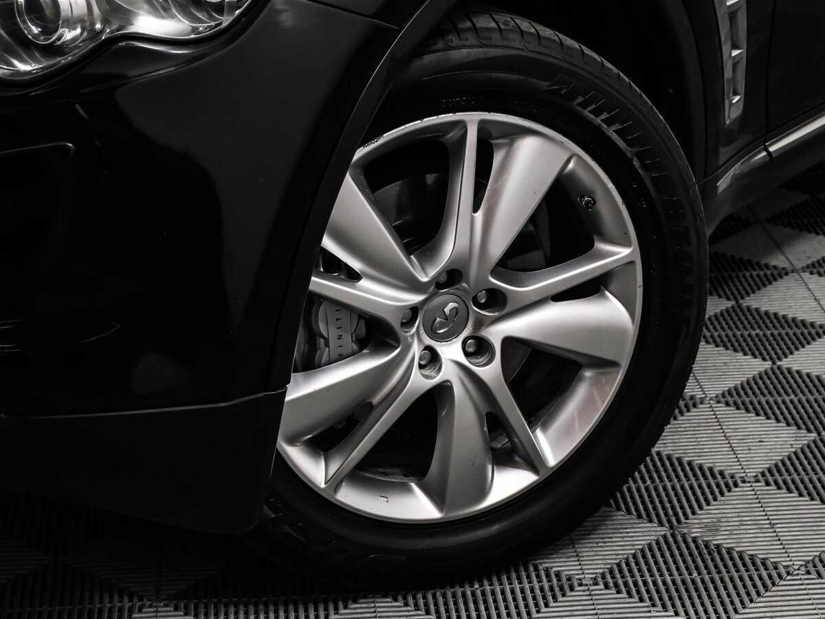 Infiniti FX 2011 года с пробегом. Фото: #13