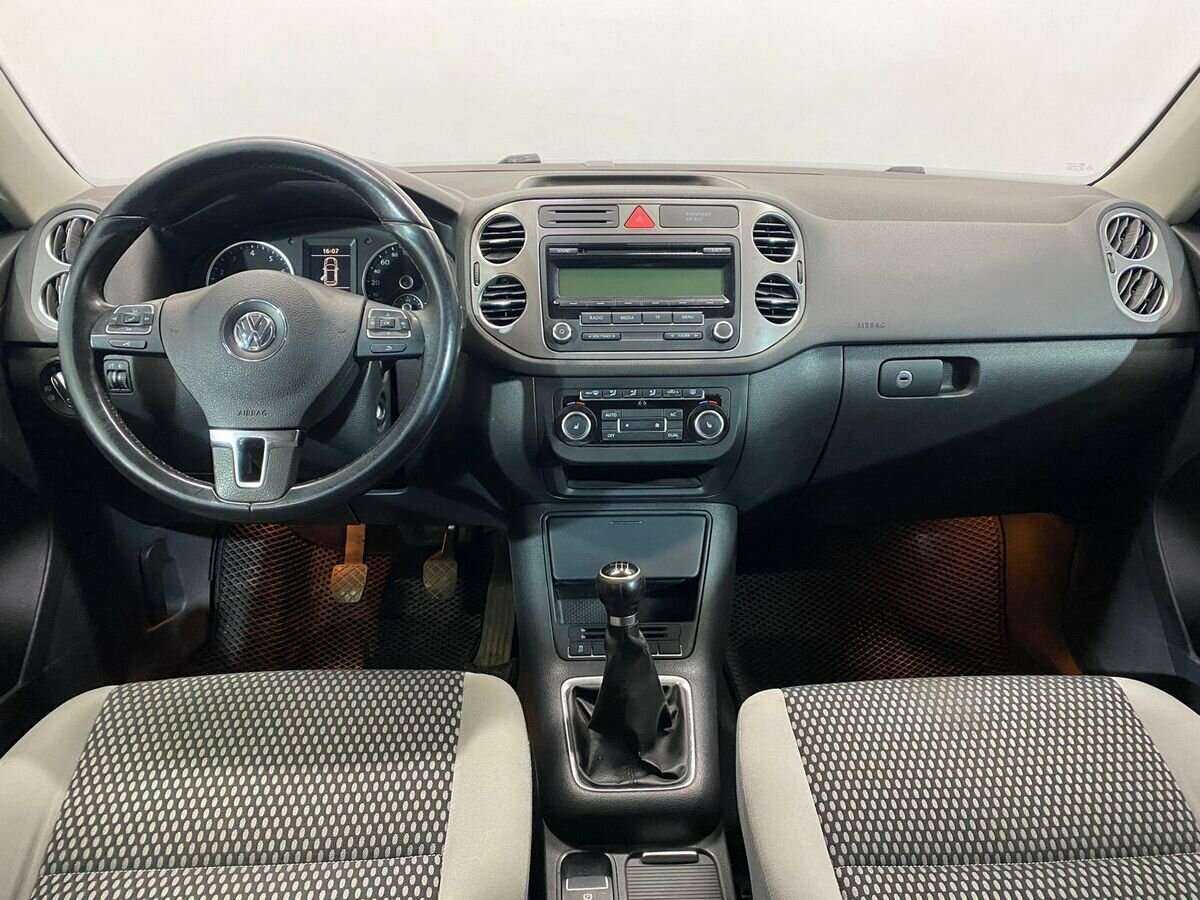 Volkswagen Tiguan 2011 года с пробегом. Фото: #8