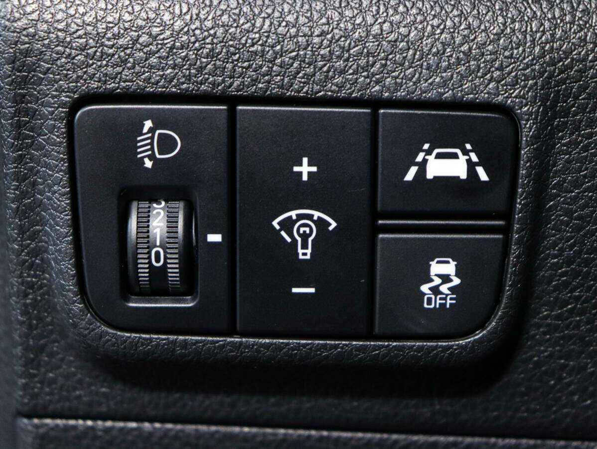 Kia K5 2023 года с пробегом. Фото: #21