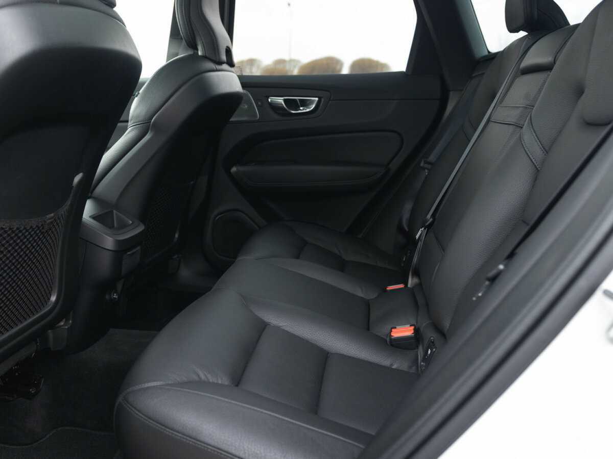 Volvo XC60 2019 года с пробегом. Фото: #13